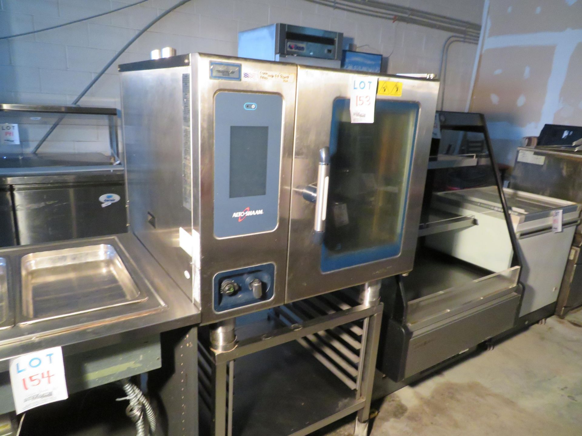 ALTO-SHAAM convection oven with rack on wheels, Mod #CTP6-10E, approx. 35"w x 35"d x 35"h