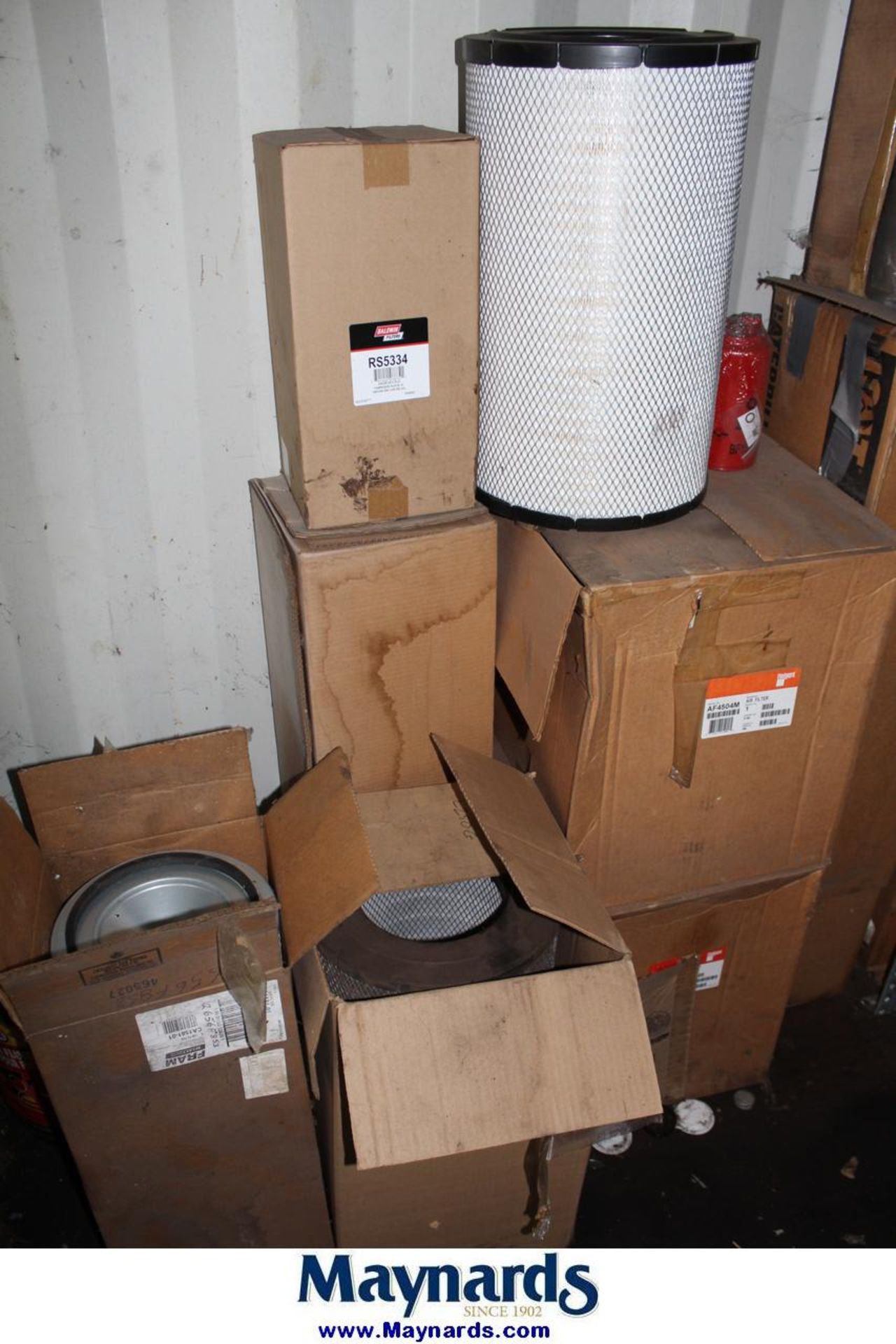 lot of air and oil filters - Image 2 of 5