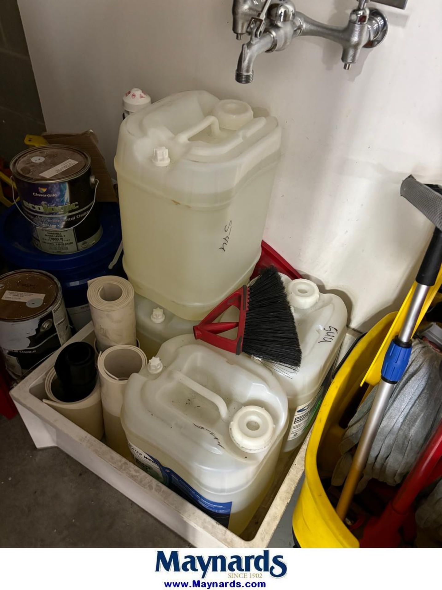 oil waste can, mop bucket and cleaning supplies - Image 2 of 2