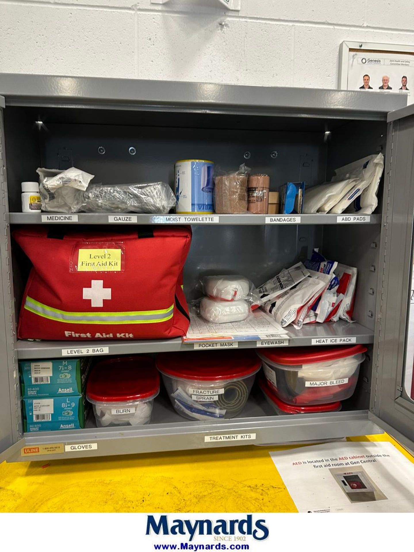 first aid kit on wall - Image 3 of 3