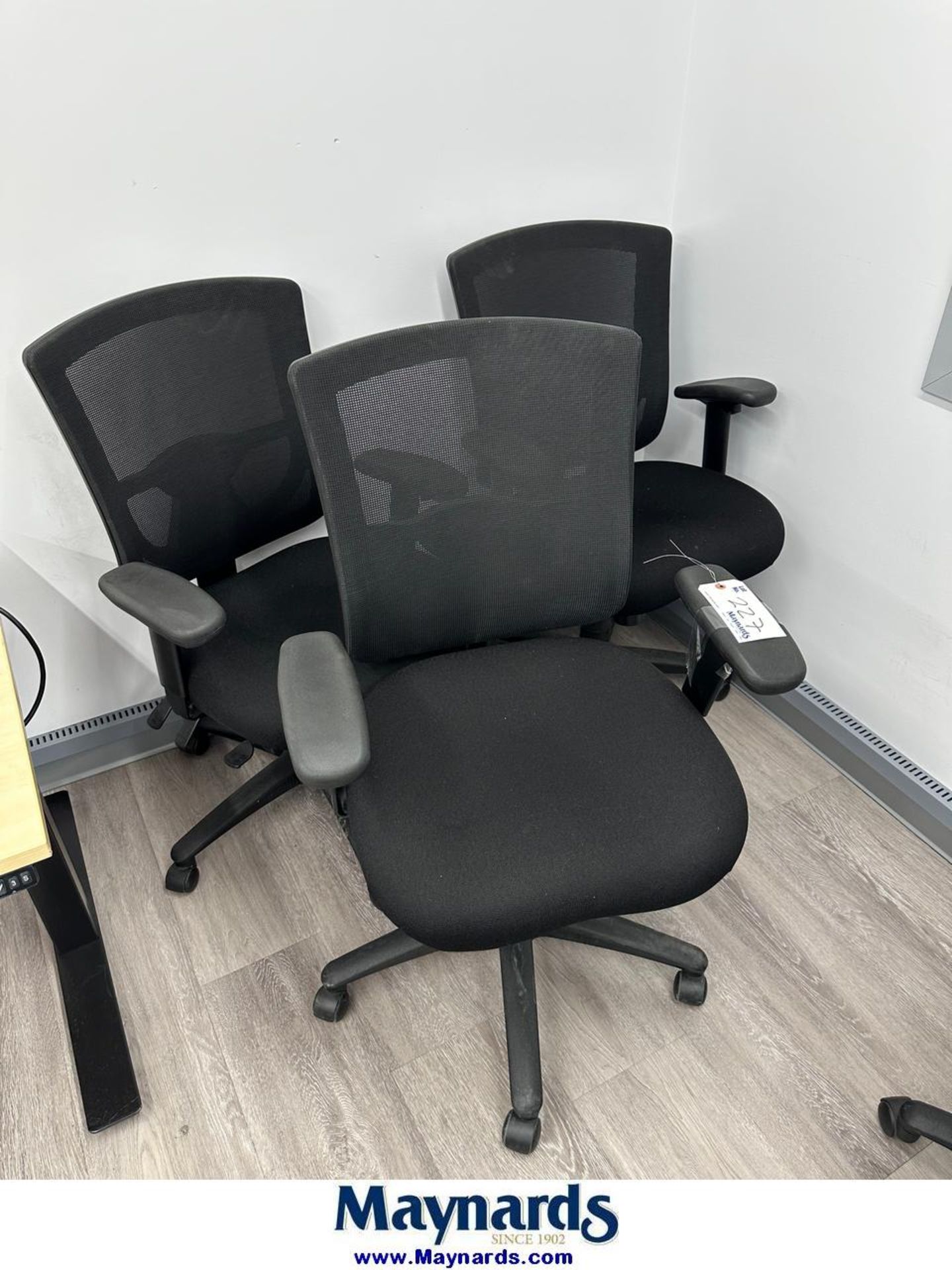 (3) office chairs