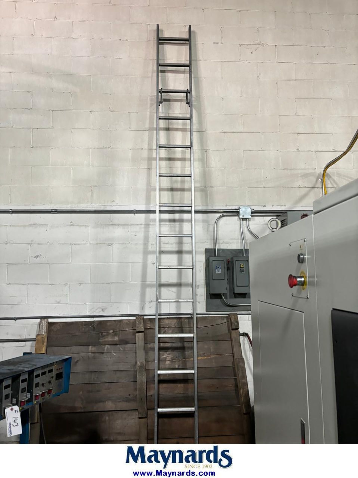 Ladders - Image 2 of 4