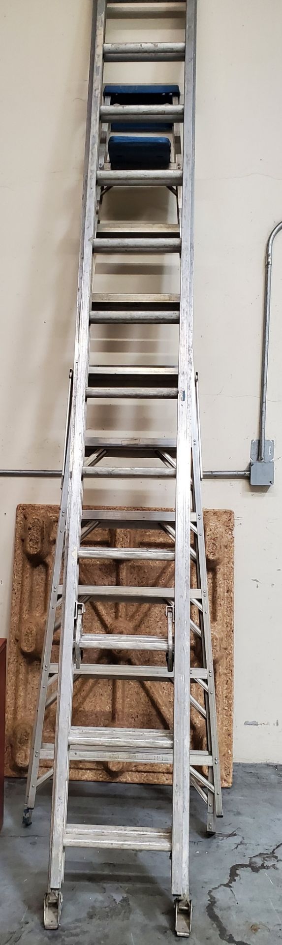 (2) Warehouse Ladders