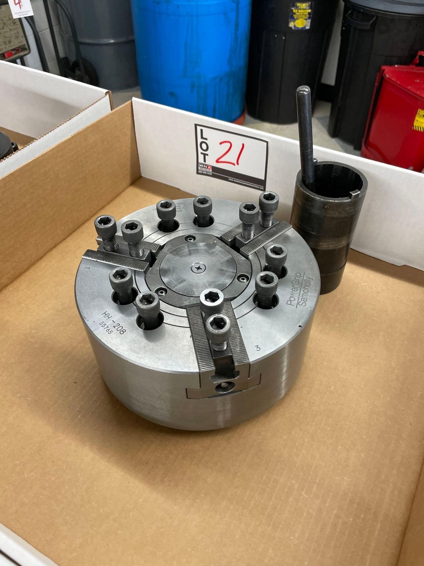 8" Kitagawa HH-208 3 Jaw Chuck - Image 2 of 6