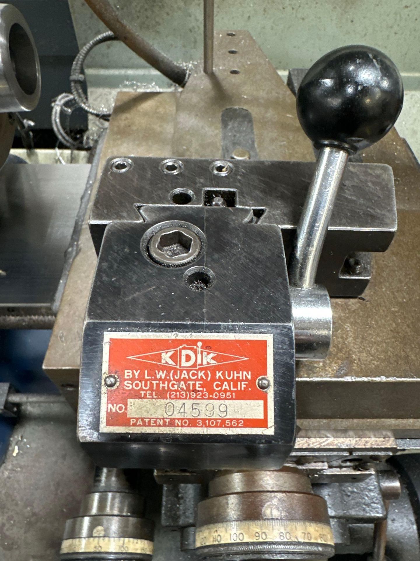 Hardinge HLV-H Precision Tool Room Lathe, Dovetail Bed, 1.5hp, 1” Spindle Bore, KDK Tool Post 04599, - Image 9 of 16