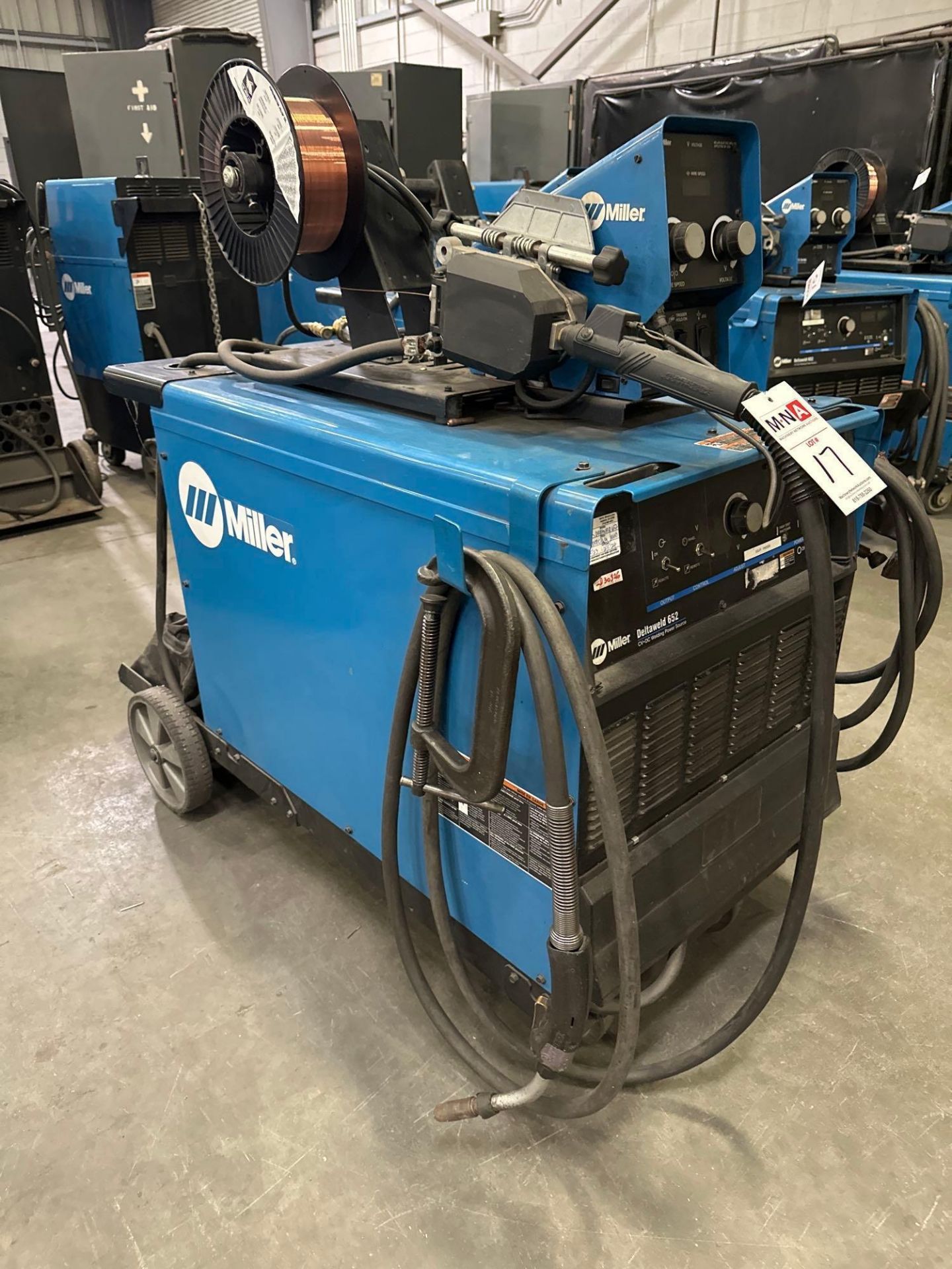 Miller Deltaweld 652 Mig Welder, 38 Volts, 450 Amps, 44 Max OCV, Includes: Miller S-74 D Wire Feeder - Image 2 of 12