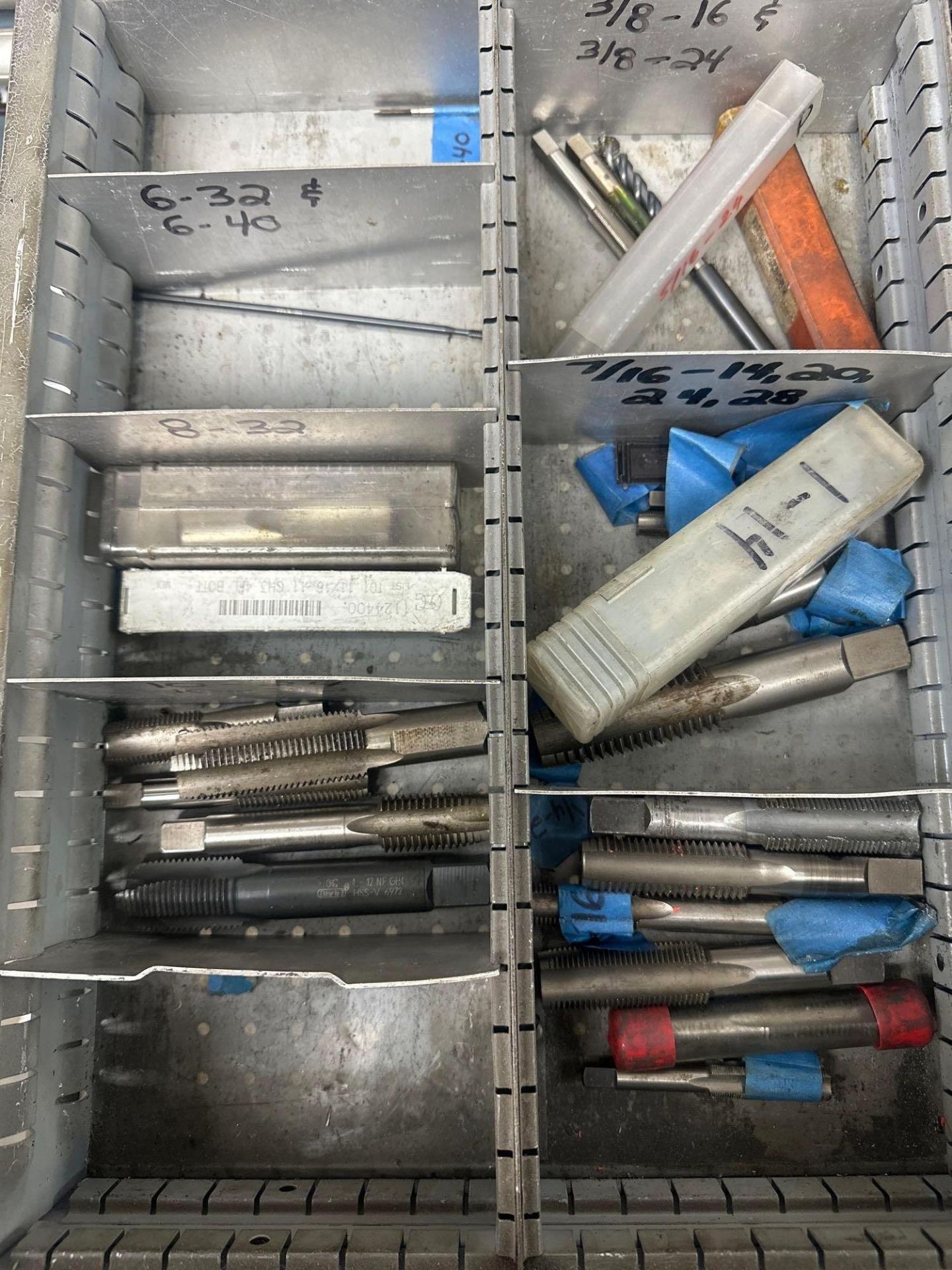 Assorted Tapping Endmills - Image 2 of 5