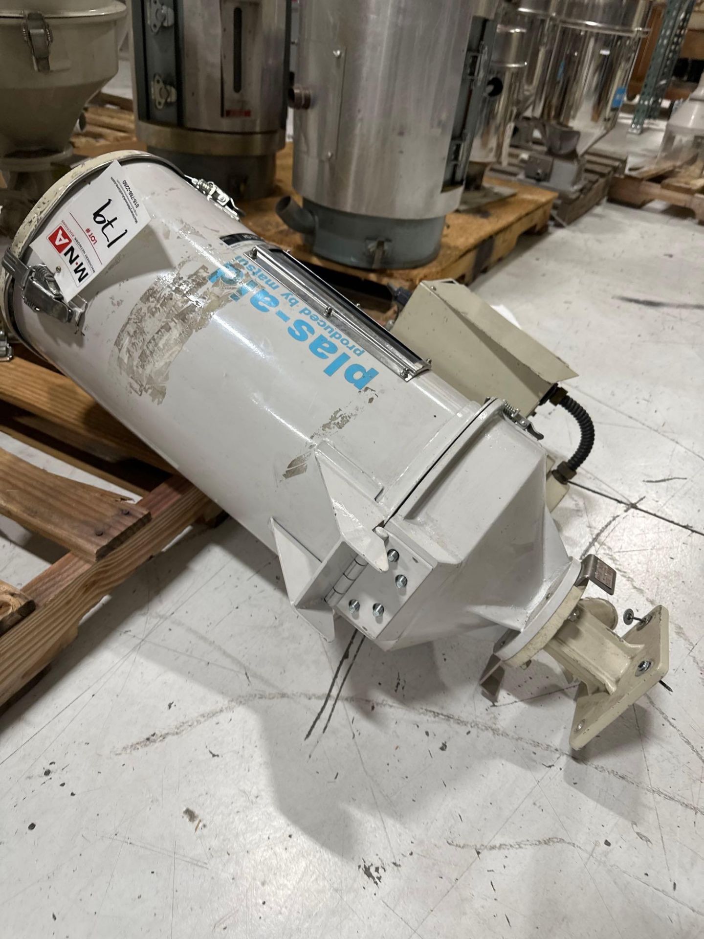 Matsui HD-15R Hopper Dryer, s/n 72-001004-00104 - Image 2 of 4