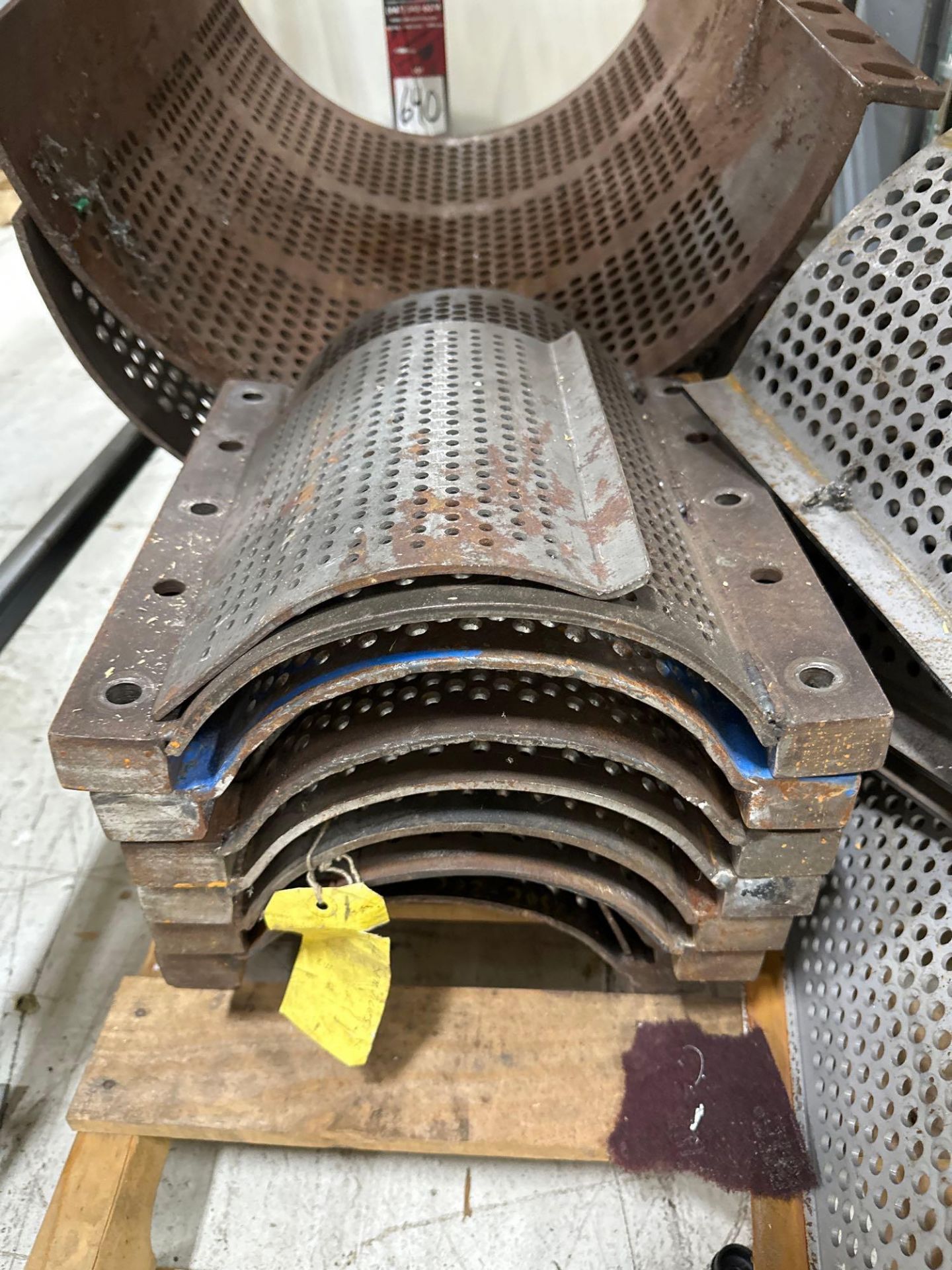Assorted Grinder Protection Screens - Image 2 of 3