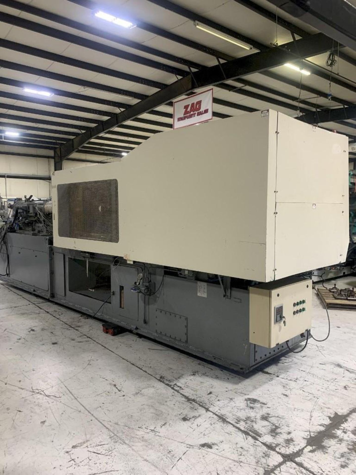 400 Ton Nissei FN7000-100A Injection Molding Machine, s/n S36R099, 1998 (10533) - Image 2 of 15
