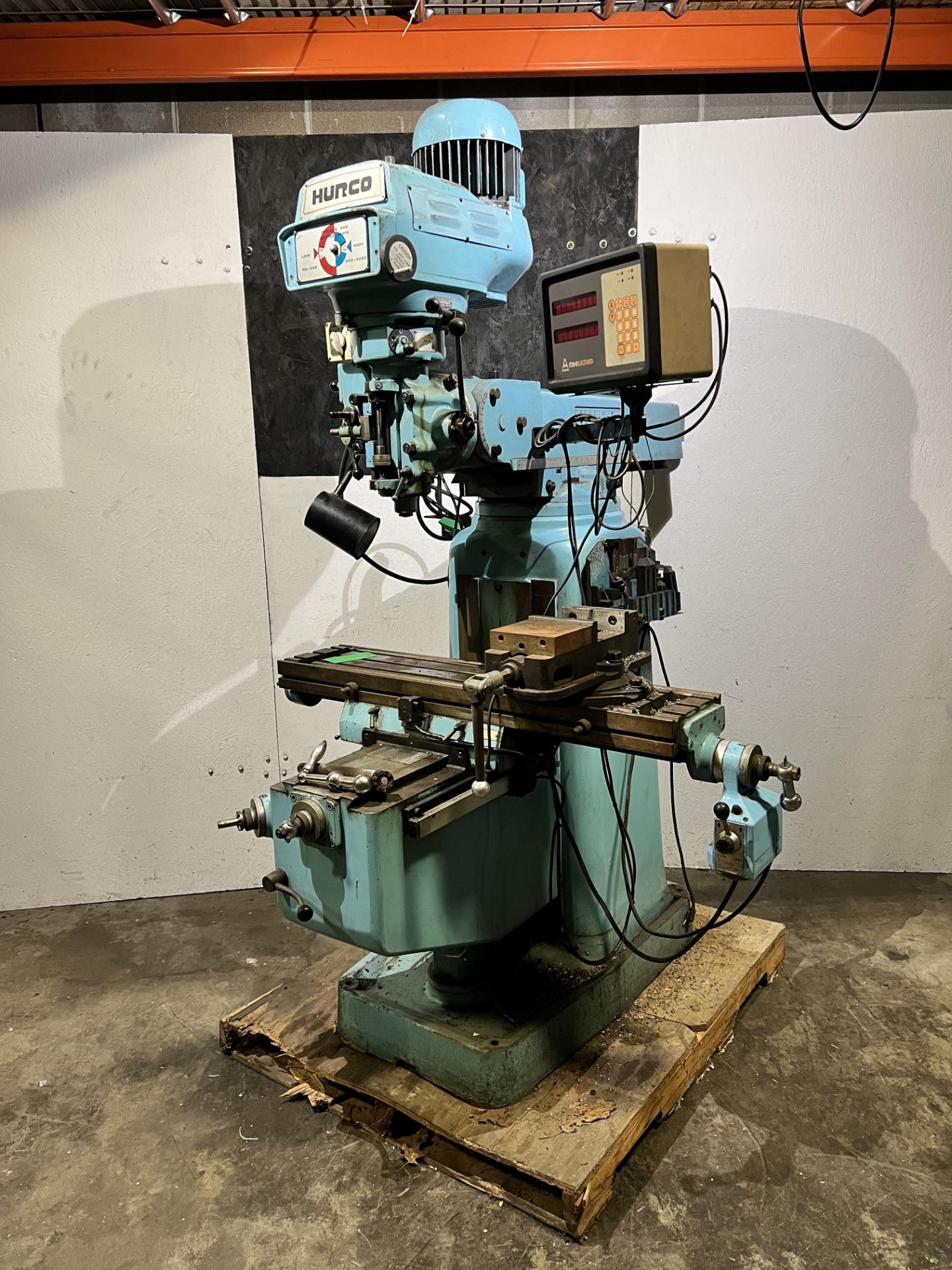 Hurco Bridgeport Vertical Mill, 3HP, Mini Wizard D.R.O.