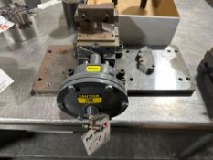Heinrich Co. Pneumatic Vise
