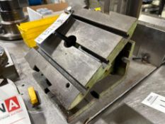 Tilting Angle Plate