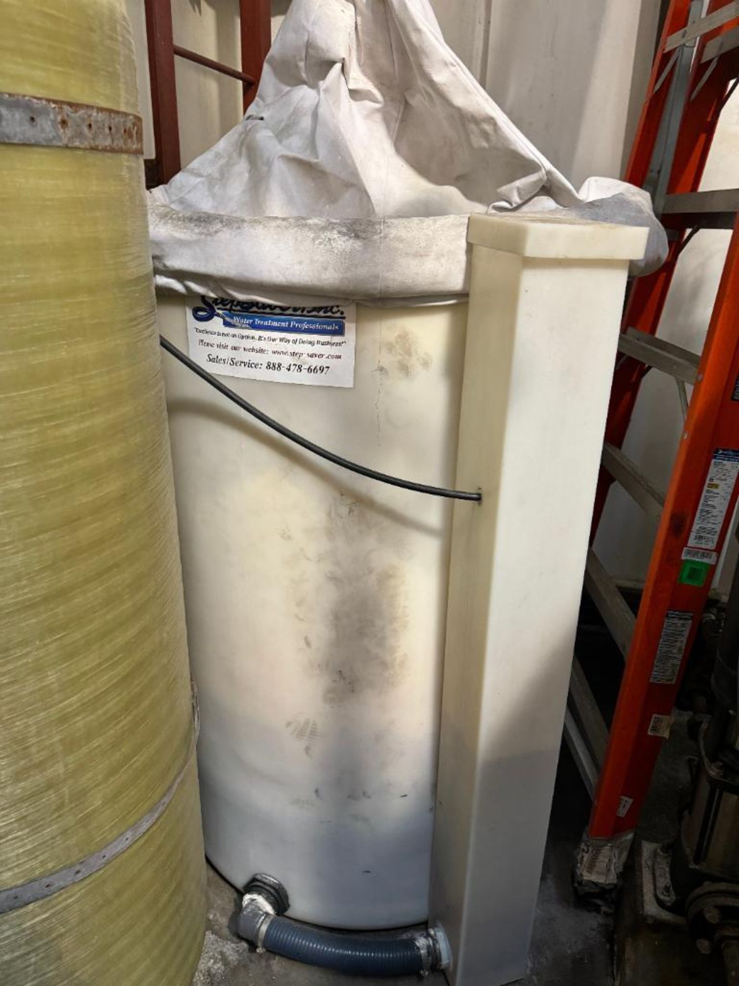 Water Softening System - Image 3 of 5