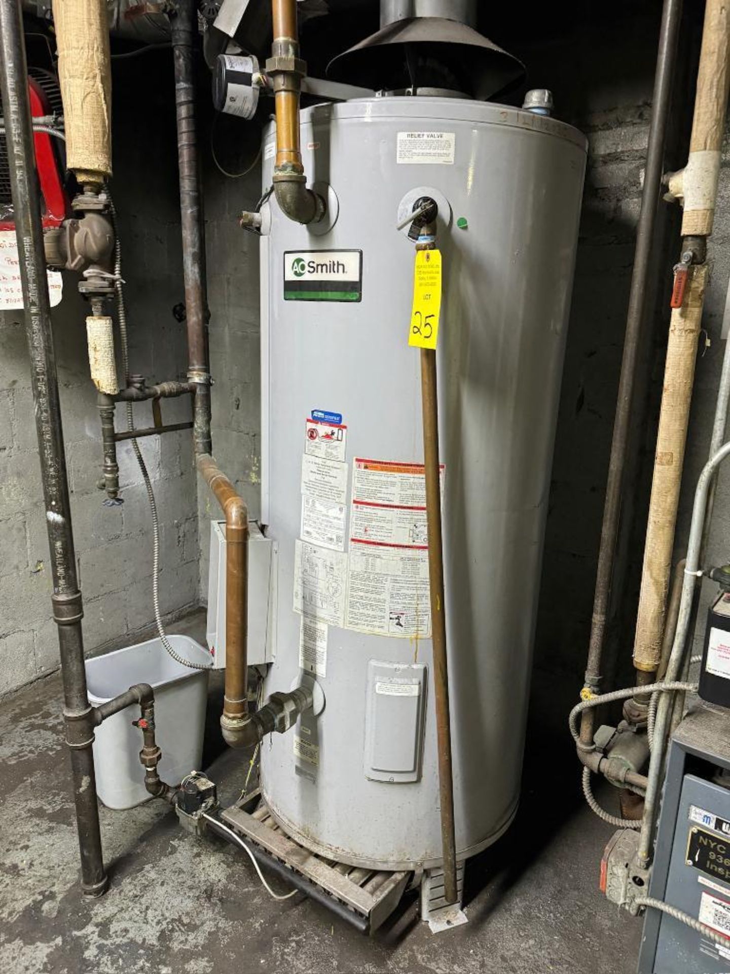 AO Smith Hot Water Heater - Image 3 of 6