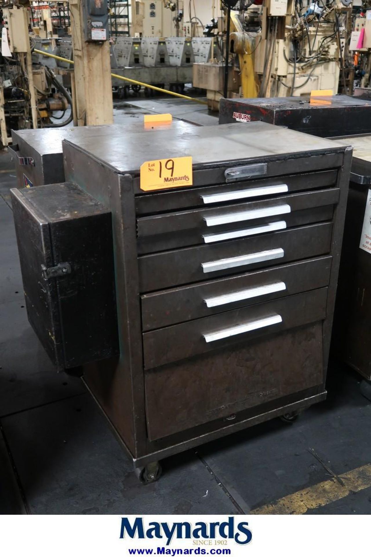 Kennedy 6-Drawer Rolling Tool Box