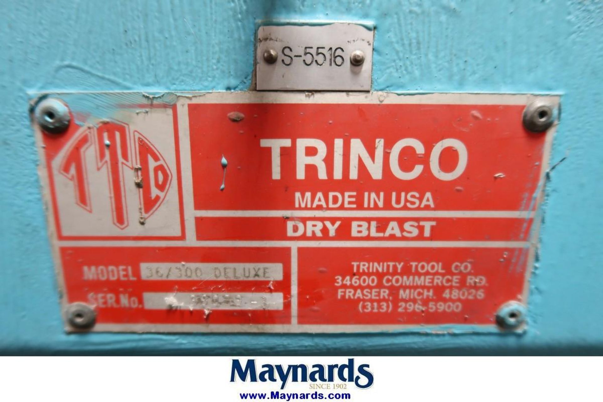 Trinco 36/300 Deluxe Pneumatic Blast Cabinet - Image 4 of 4