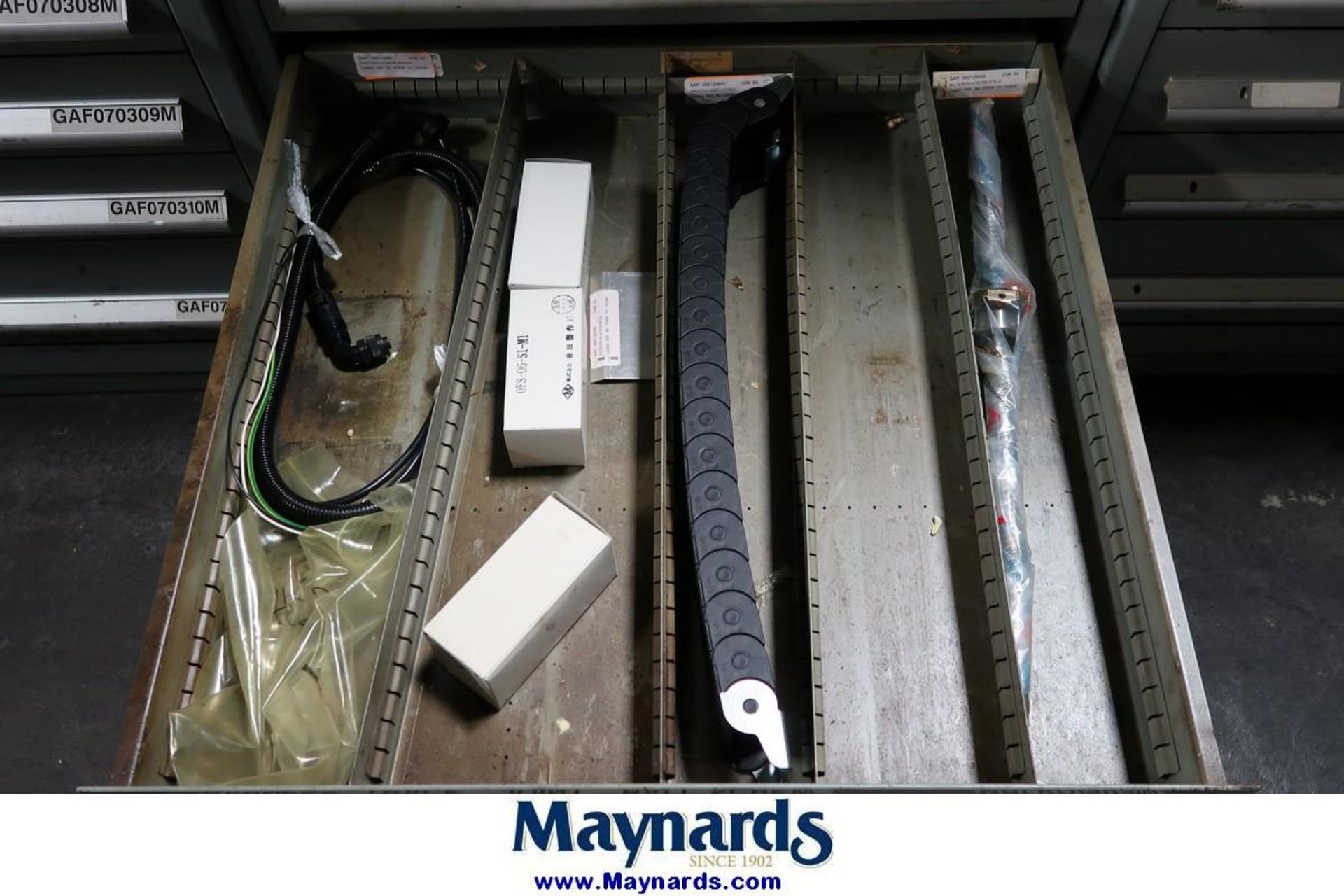 11-Drawer Heavy Duty Parts Cabinet - Image 10 of 12