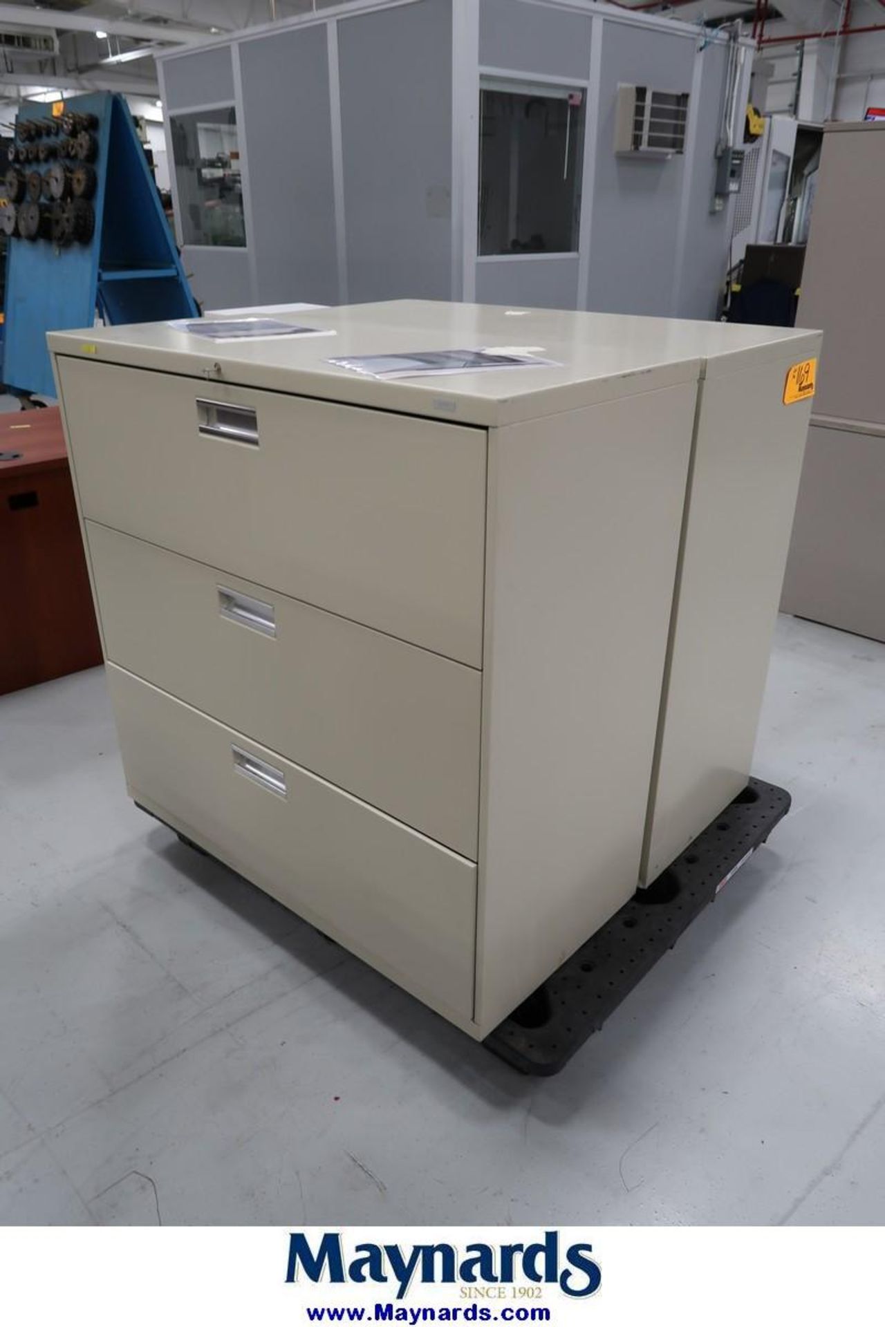 Office Furniture - Image 11 of 18