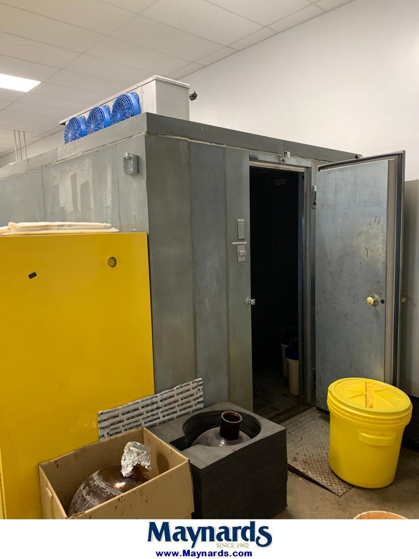 Nor-Lake Indoor Walk-In Freezer