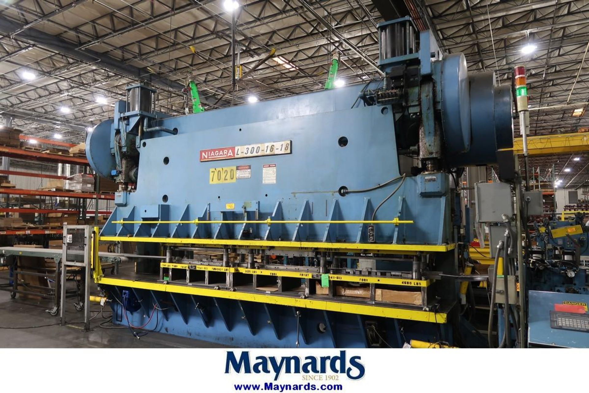 Niagara L-300-16-18 300-Ton Permanently Flanged Press Brake - Image 2 of 16