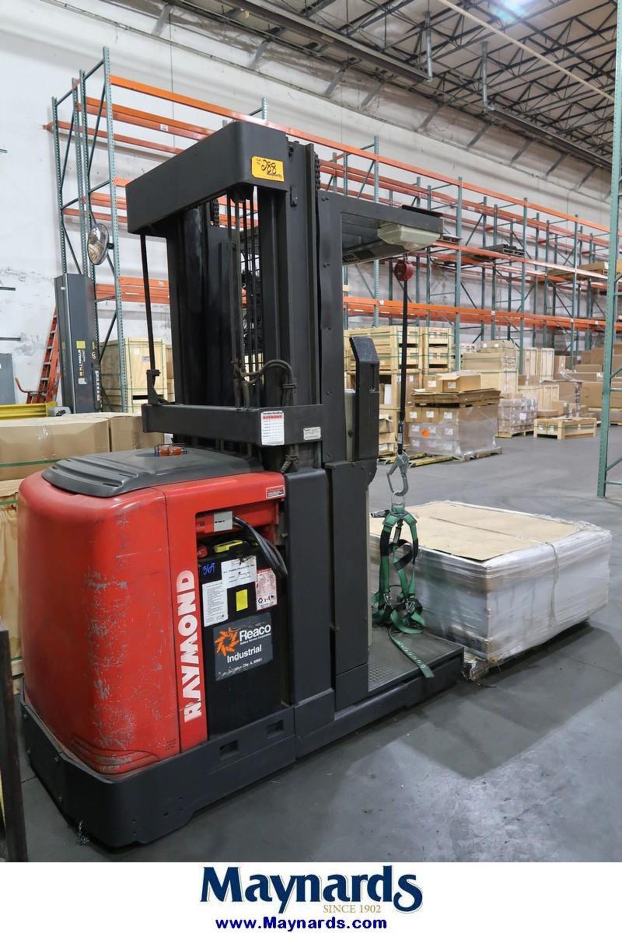 Raymond EASI-OPC30TT 3,000 Lb. Capacity 24V Electric Order Picker - Bild 4 aus 6