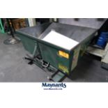 Jesco 1/2-Yard Self Dumping Hopper