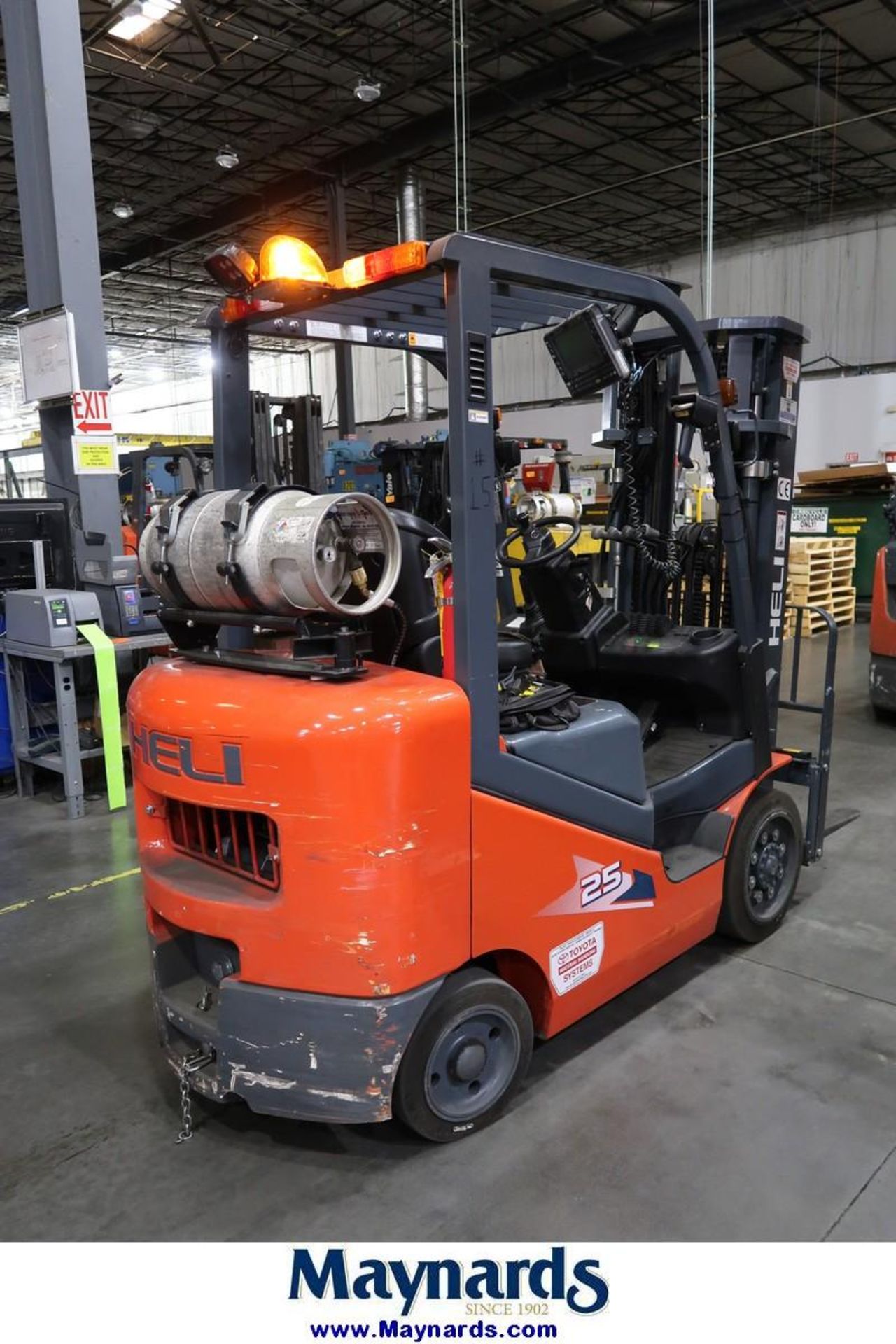 2022 Heli CPYD25C-M1H 4,630 Lb. Capacity LP Type Fork Lift - Image 4 of 10