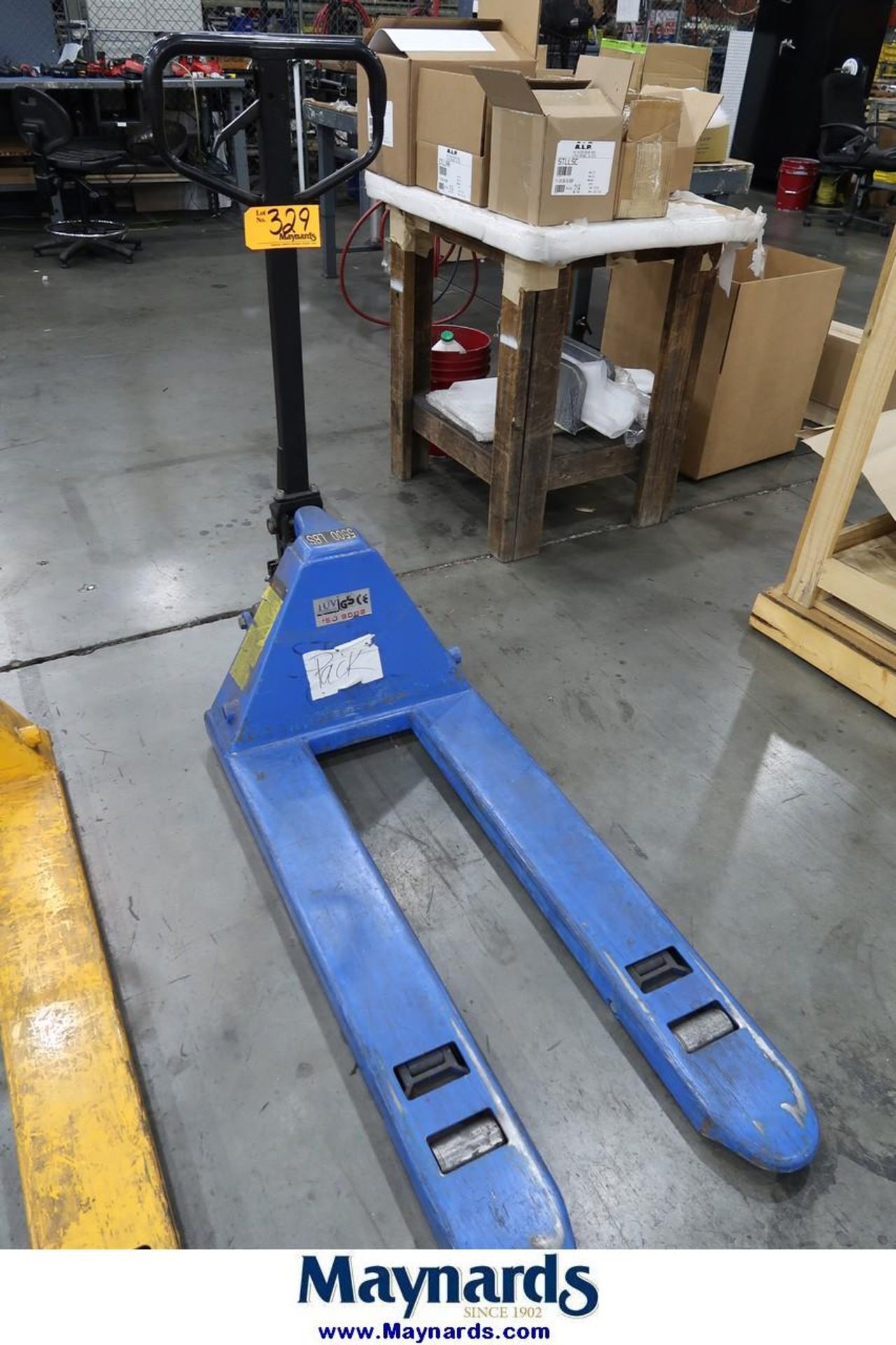 Global Supply 5,500 Lb. Capacity Narrow Fork Pallet Jack