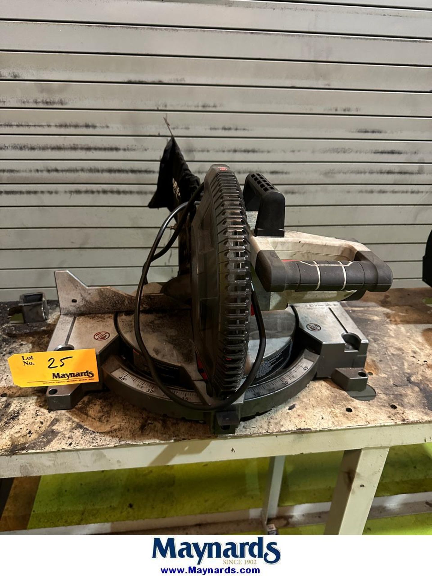 2017 Porter Cable 12" Compound Miter Saw