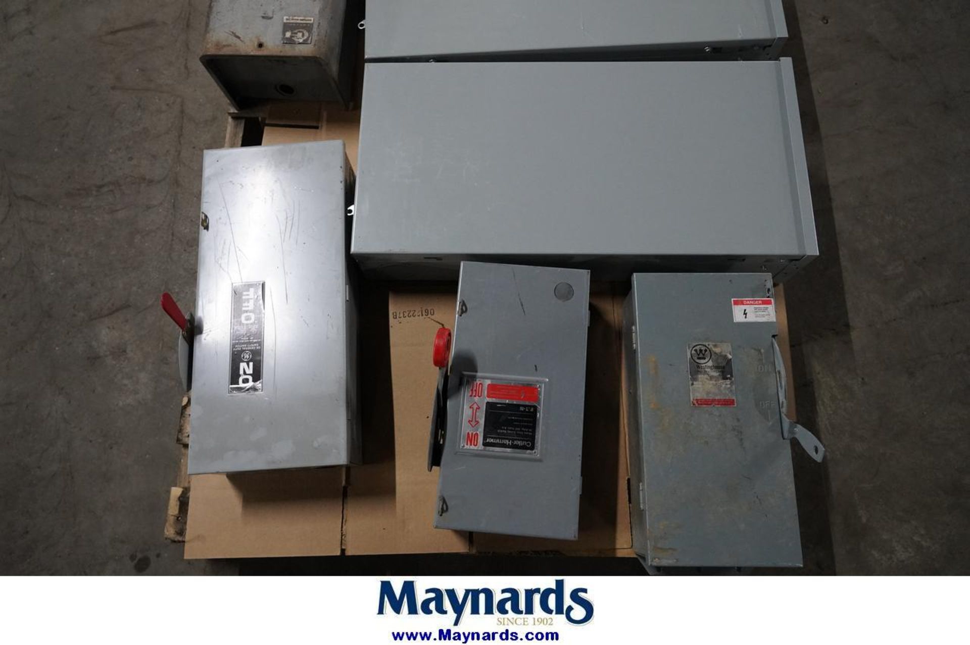 (1) Pallet of Heavy duty Safety switch - Image 3 of 6