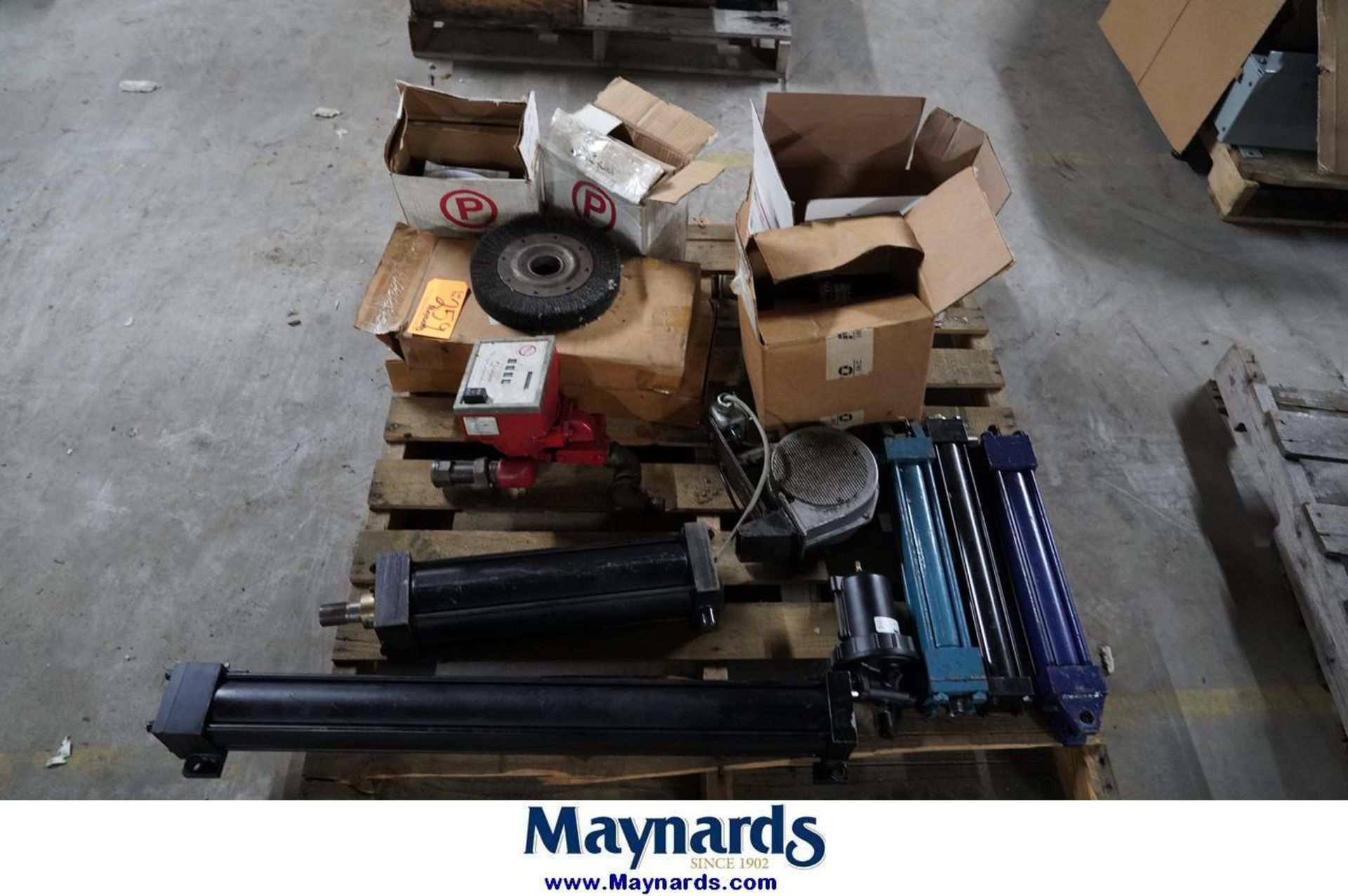 (1) Pallet of assorted parts - Image 2 of 7