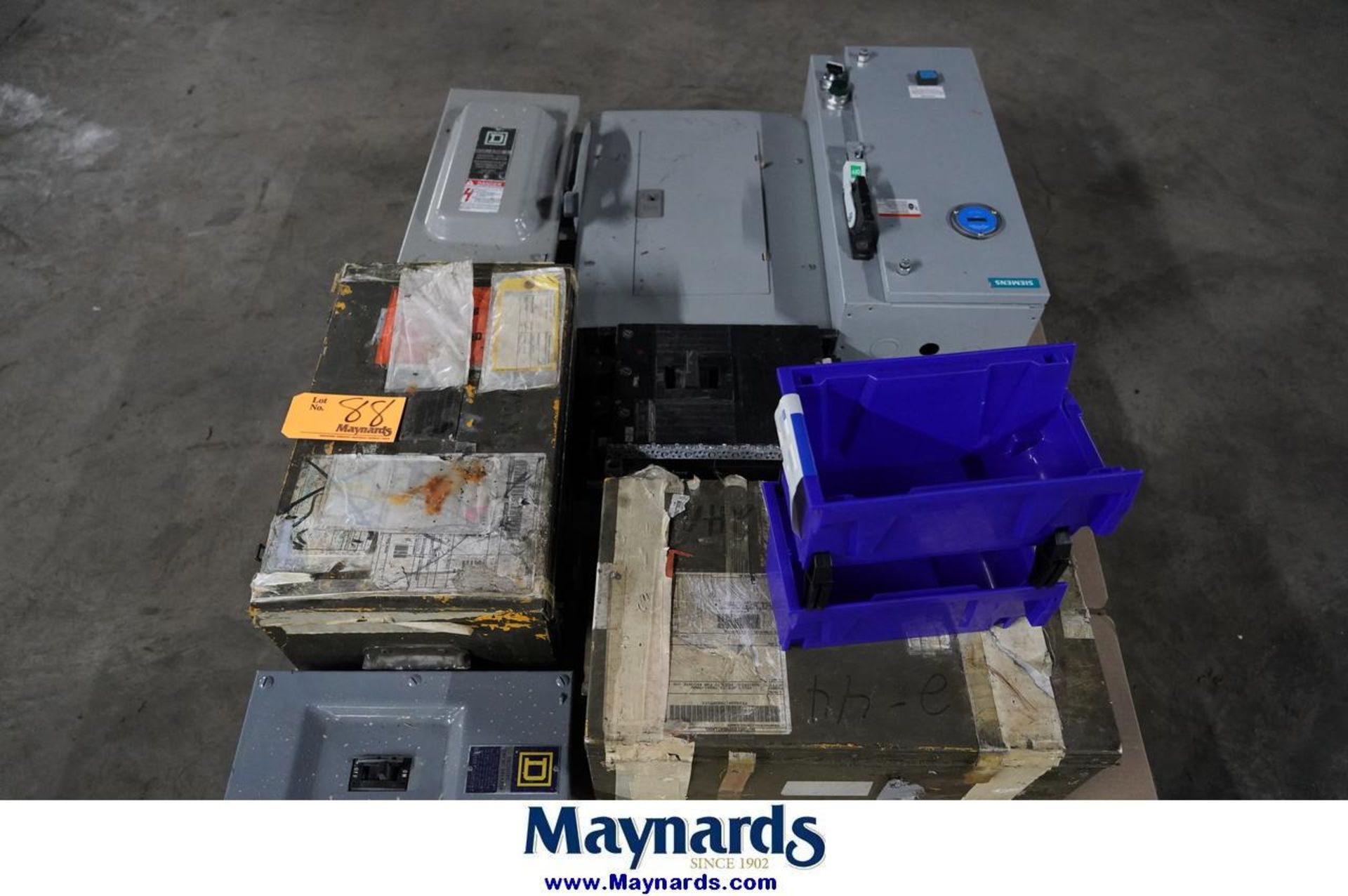 Siemens, D Square, (1) Pallet of Heavy duty Safety switchs