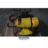 (1) 1/2 Ton Hydraulic chain hoist