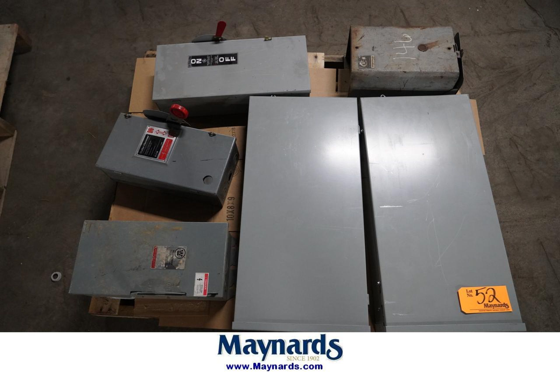 (1) Pallet of Heavy duty Safety switch