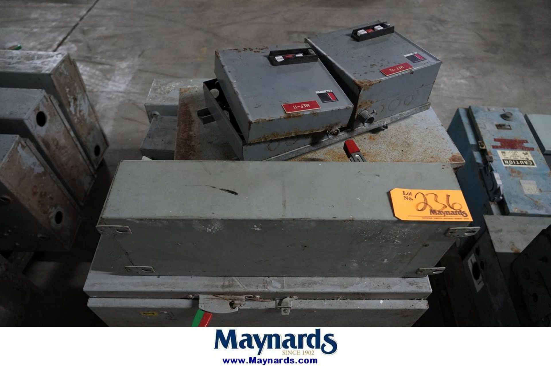 (1) Pallet of power switch boxes