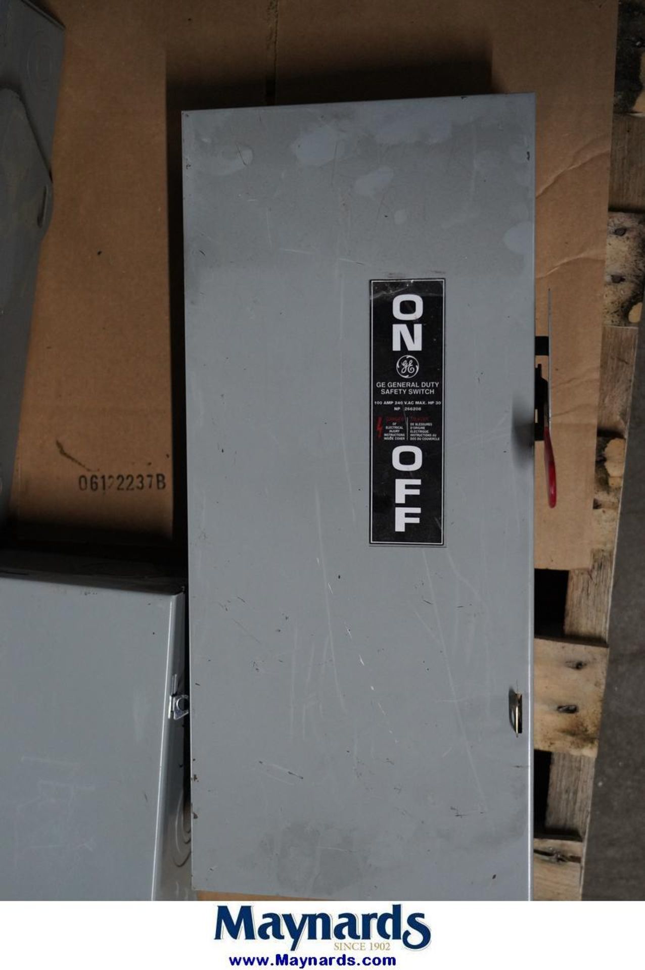 (1) Pallet of Heavy duty Safety switch - Image 5 of 6