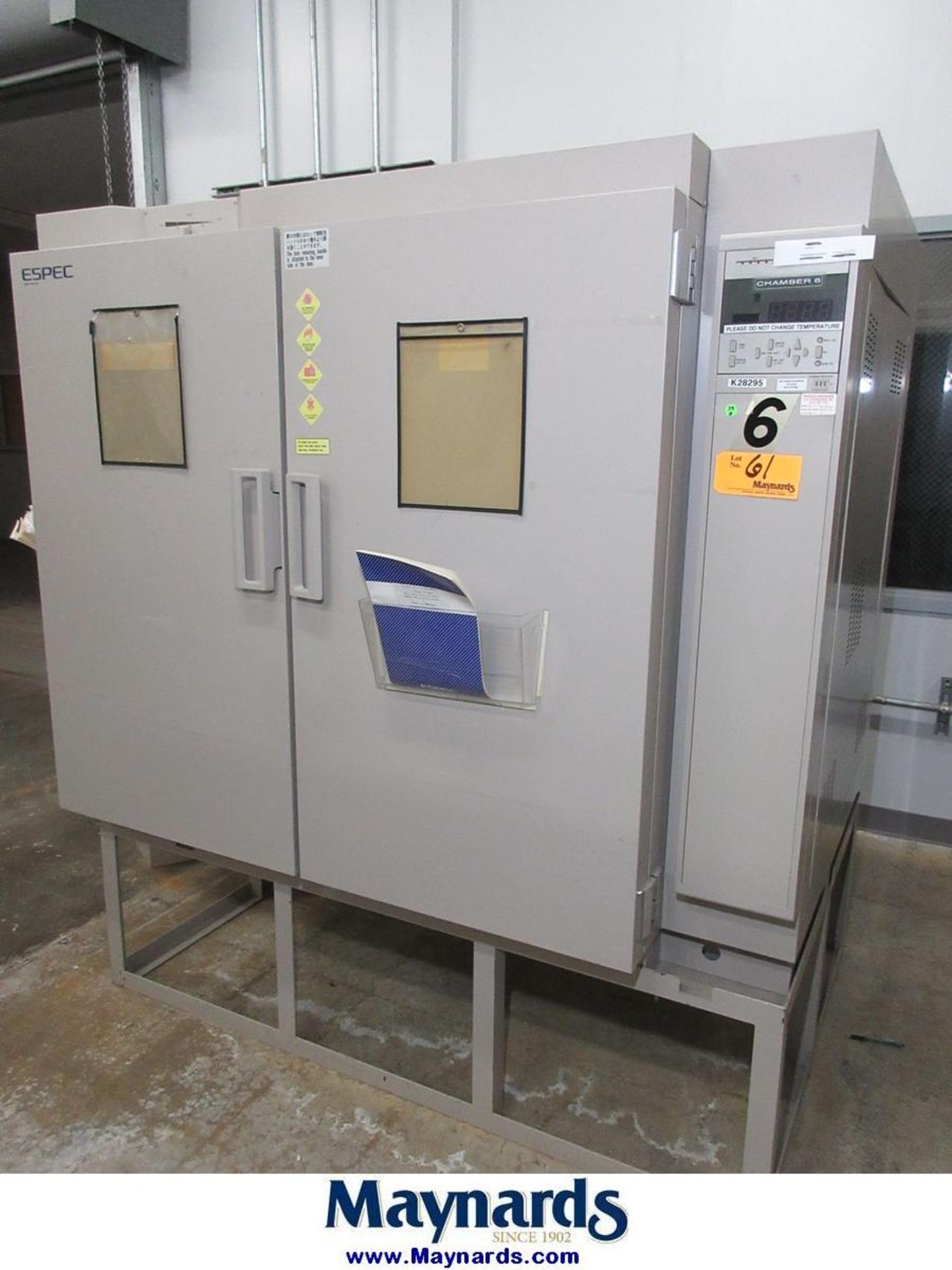 1995 Tabai Espec Corp PH-401 Temperature Chamber