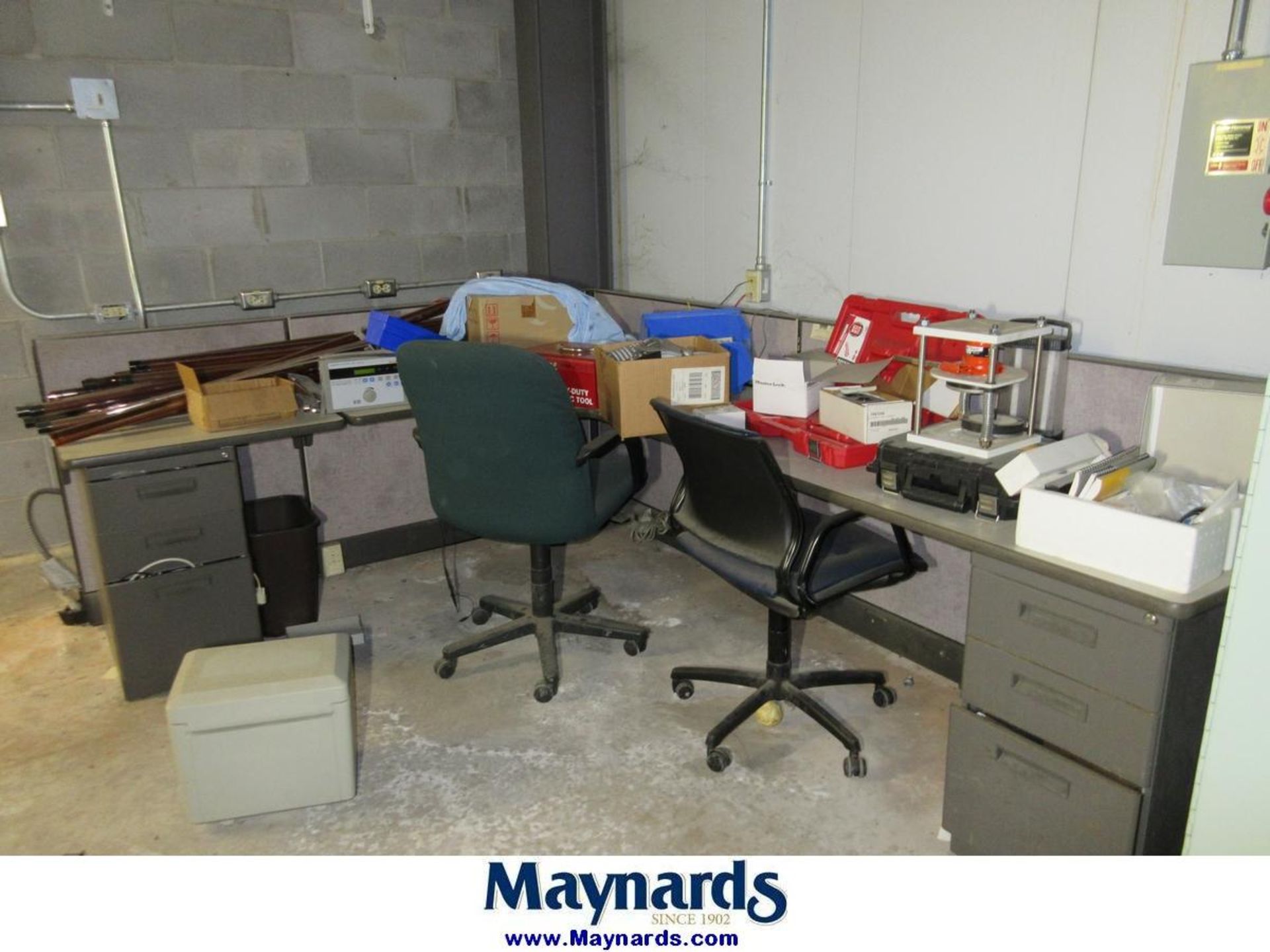 Contents of Electrical Maint. Room - Image 11 of 23