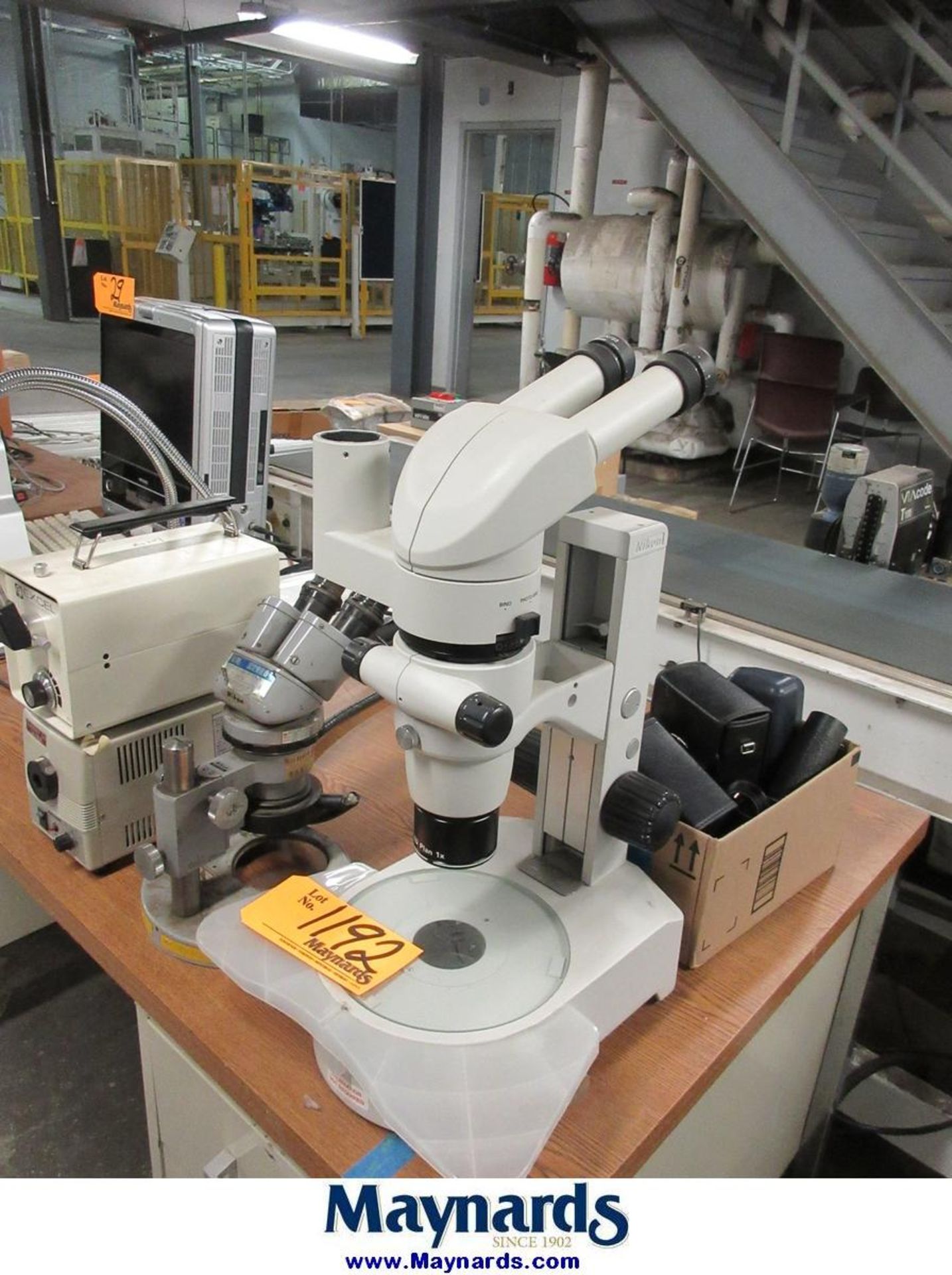 Nikon 92917 Microscope - Image 3 of 15