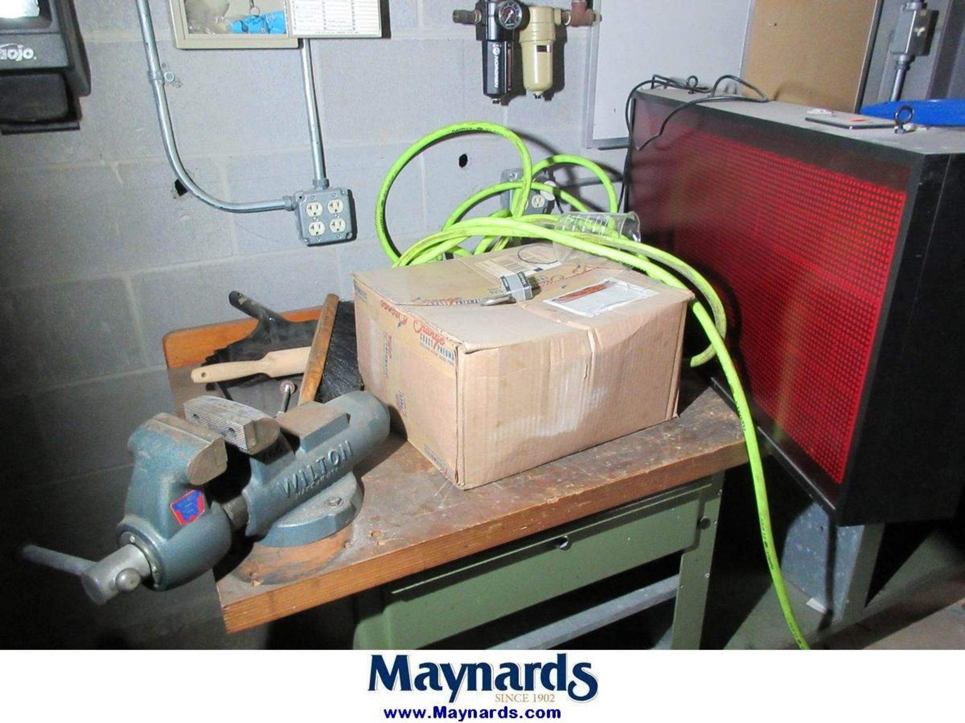 Contents of Electrical Maint. Room - Image 17 of 23