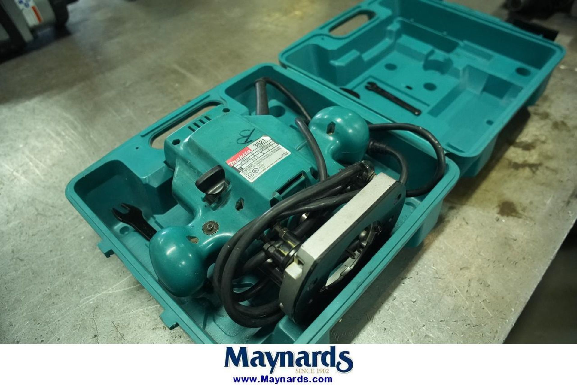 Makita Model 3621 Router w/ Case