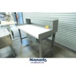 Global Industrial Workbench (5' W x 30" D x 4' Overall Height)