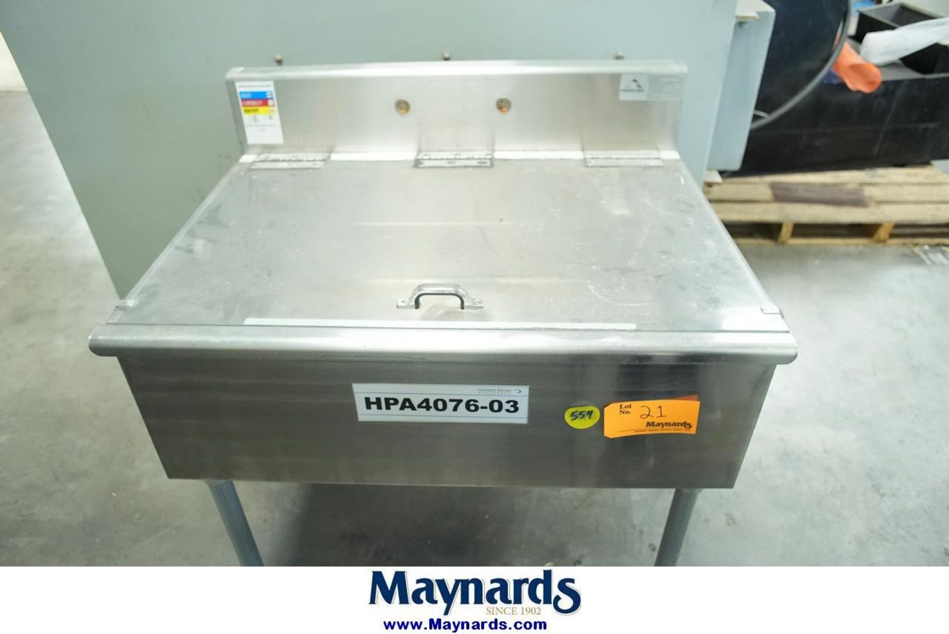 Advance Tabco S/S Sink