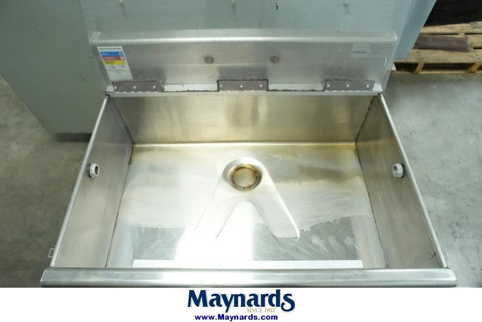 Advance Tabco S/S Sink - Image 5 of 6