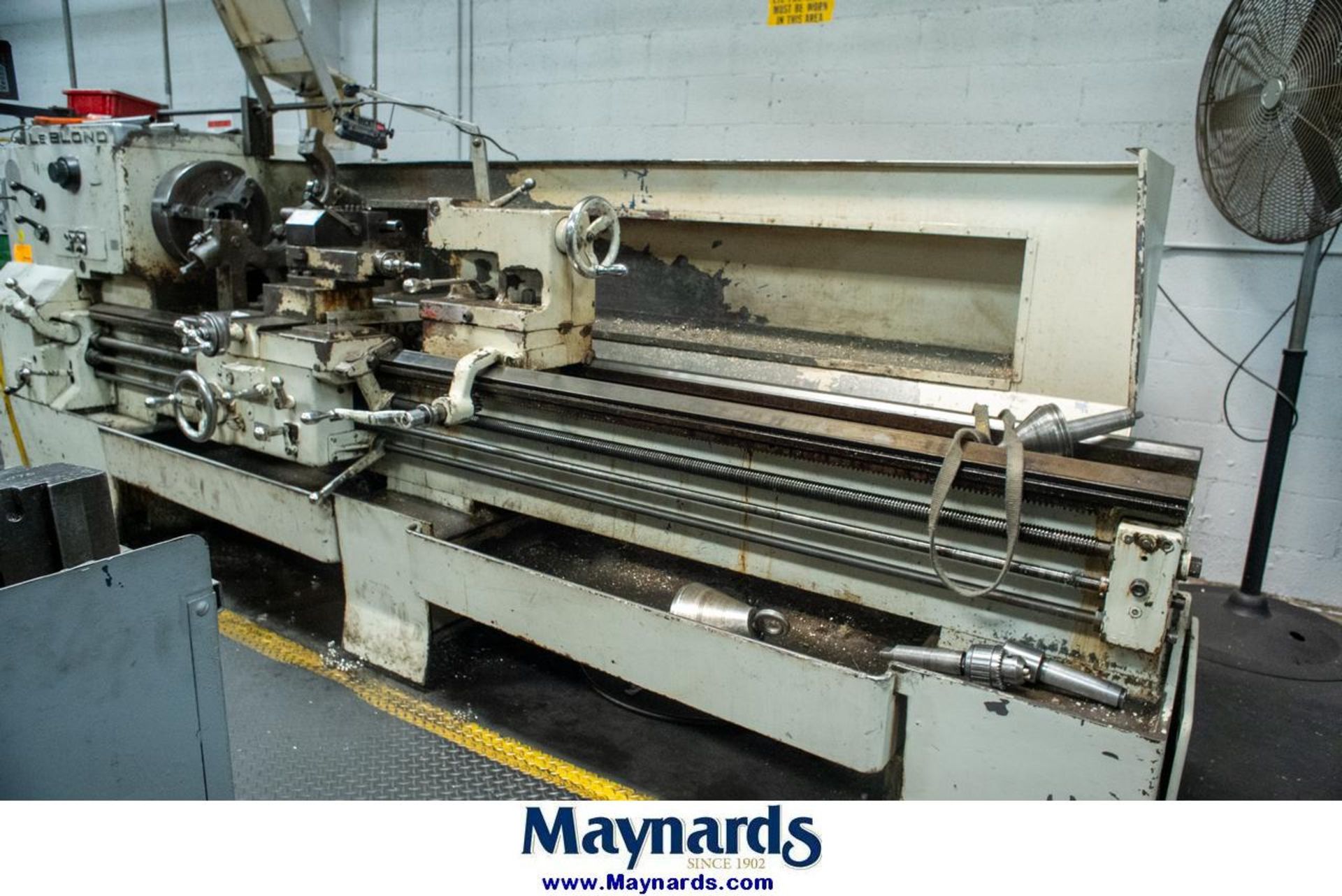 LeBlond Regal Engine Lathe (26" Swing x 10' Long Bed) - Image 7 of 11