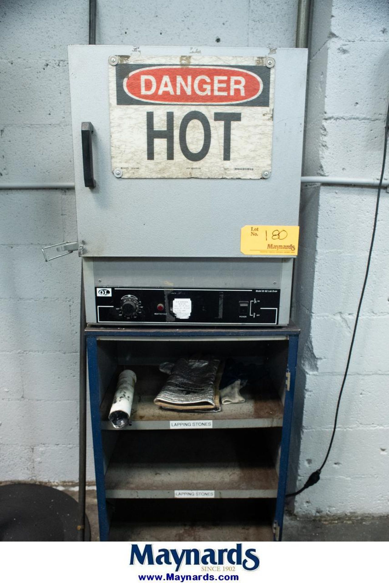 Quincy Labs Model 30 GC Lab Oven