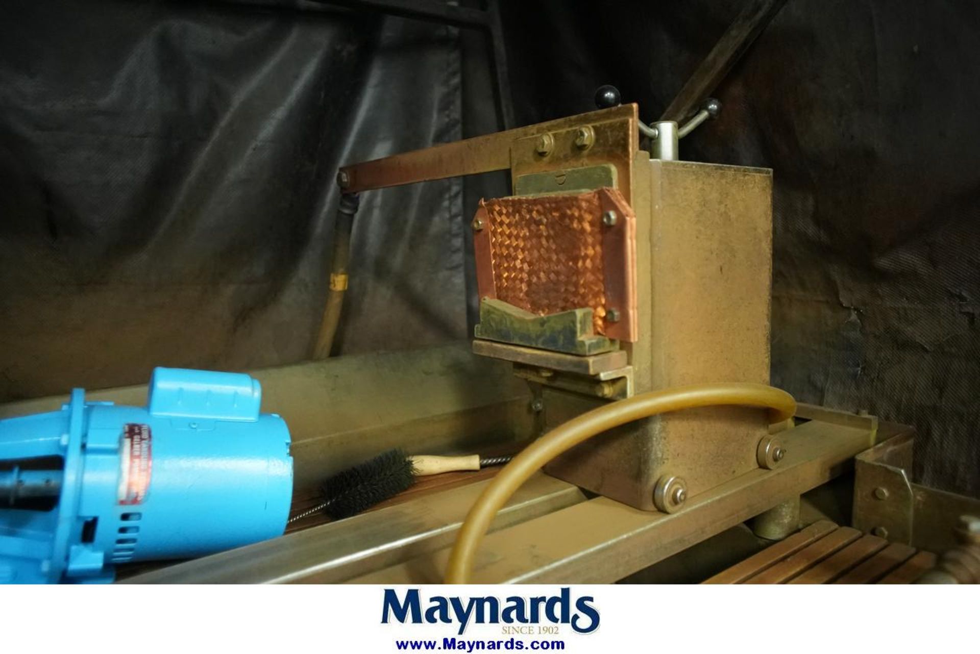Ardrox Model 3453 Magnetic Particle Inspection Machine - Image 5 of 7
