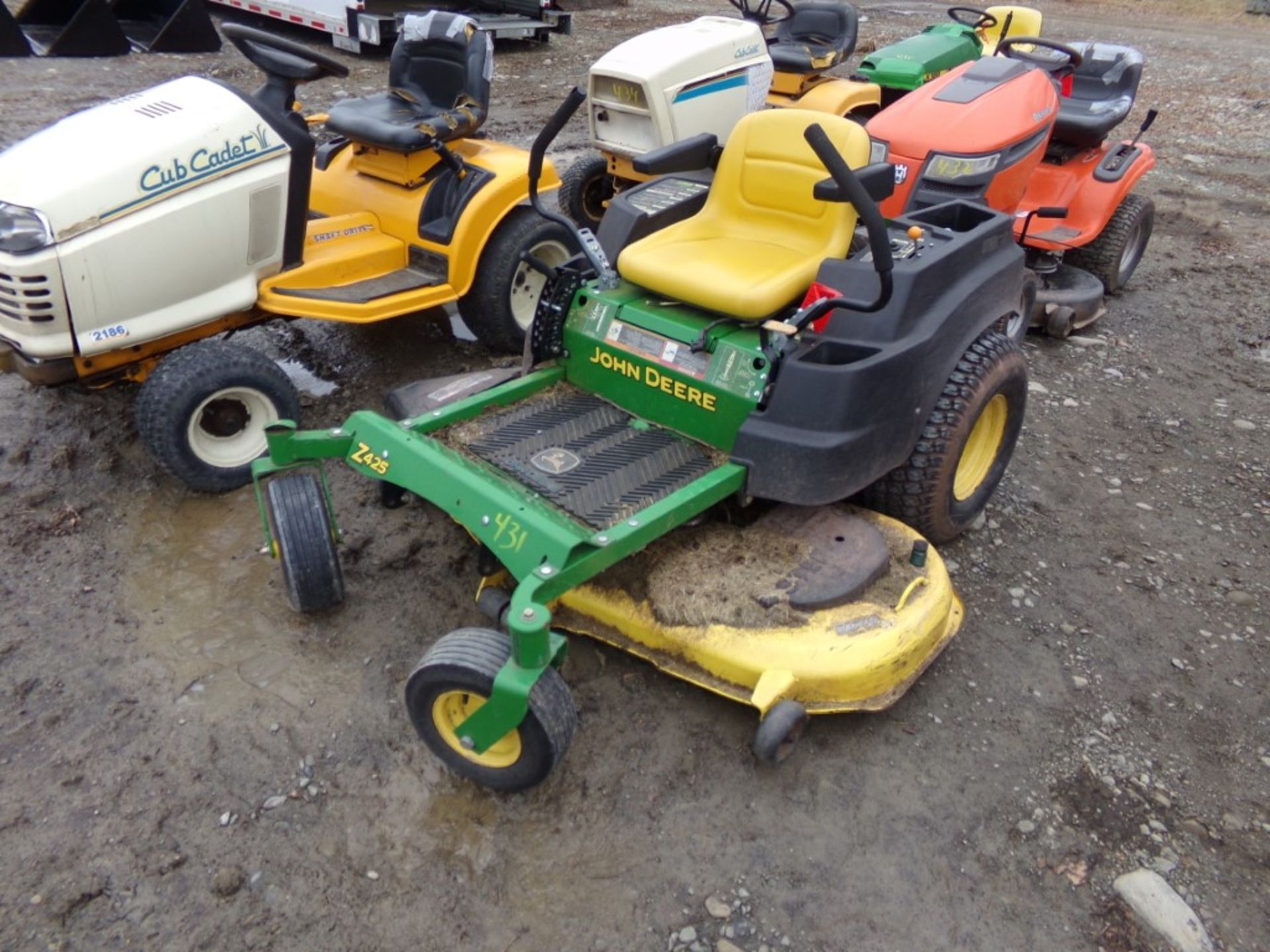 John Deere Z 425, Zero Turn Mower, 54'' Deck, Gas, V-Twin ''JD Brand''