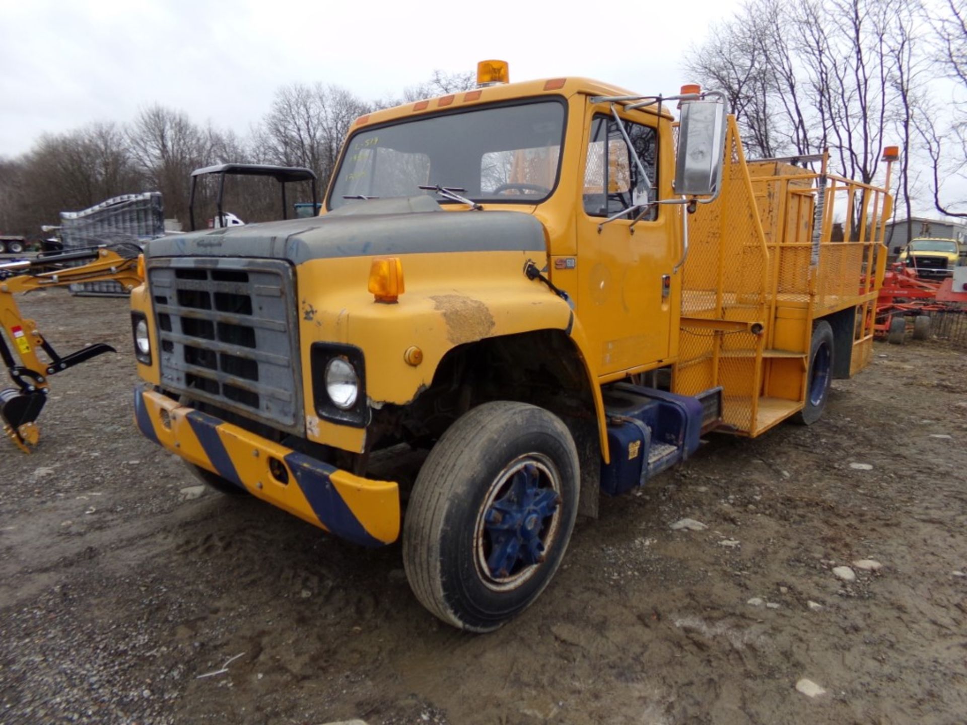 1989 International S-1600 Reg Cab, Utility Truck, 120,272 Miles, 5 Speed Manual, Used As Cone Truck,